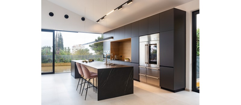 The Rise of Black Kitchen Cabinets: Why Are They So Popular? The Rise of Black Kitchen Cabinets: Why Are They So Popular?